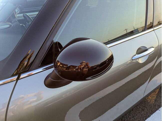 電車でお越しの際は、TXみどりの駅が最寄りとなります。事前にお電話頂ければお迎えに参ります。