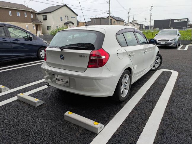 買取からの直販にて極限までこだわった仕入れで低価格を実現！！低価格で良質なお車を是非、ご覧ください。