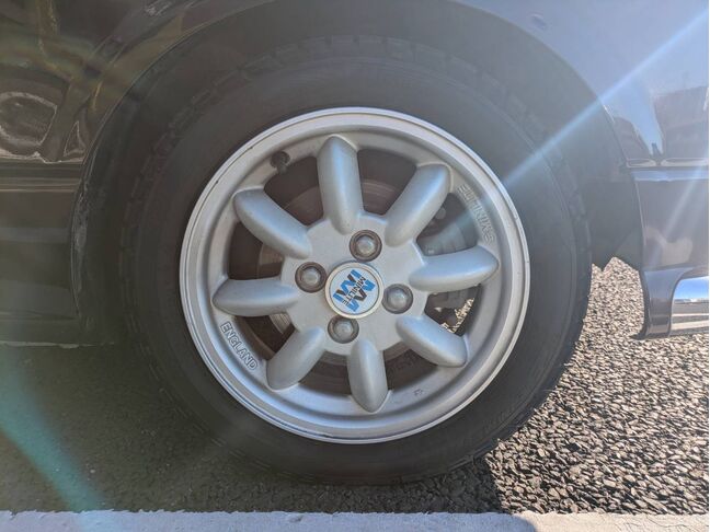 自社ローンや信用回復ローンに対応しております。審査が通らなかった方や不安のある方も、状況に応じて無理のないプランをご提案いたします。お気軽にご相談ください。