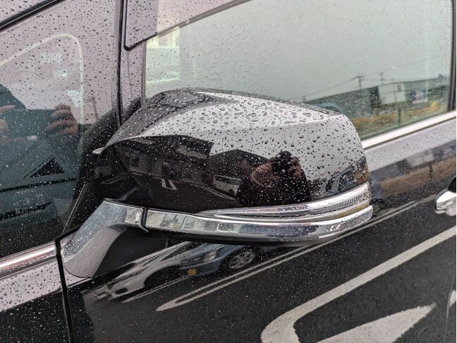 電車でお越しの際は、TXみどりの駅が最寄りとなります。事前にお電話頂ければお迎えに参ります。