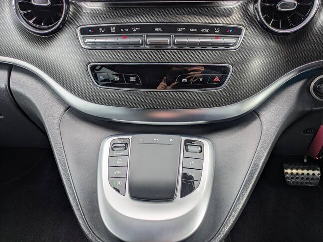 自社ローンや信用回復ローンに対応しております。審査が通らなかった方や不安のある方も、状況に応じて無理のないプランをご提案いたします。お気軽にご相談ください。