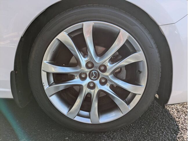 自社ローンや信用回復ローンに対応しております。審査が通らなかった方や不安のある方も、状況に応じて無理のないプランをご提案いたします。お気軽にご相談ください。