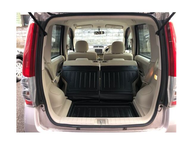 普段のお買い物やお出かけにも便利なラゲッジスペースです♪