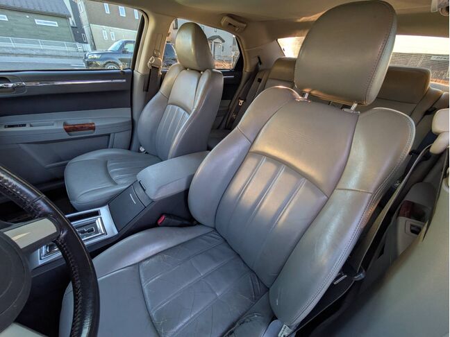 自社ローンや信用回復ローンに対応しております。審査が通らなかった方や不安のある方も、状況に応じて無理のないプランをご提案いたします。お気軽にご相談ください。