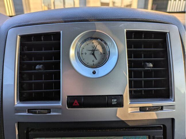 自社ローンや信用回復ローンに対応しております。審査が通らなかった方や不安のある方も、状況に応じて無理のないプランをご提案いたします。お気軽にご相談ください。