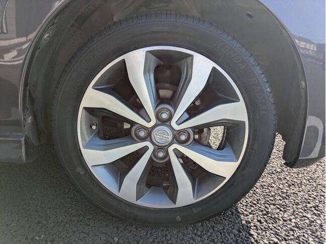 自社ローンや信用回復ローンに対応しております。審査が通らなかった方や不安のある方も、状況に応じて無理のないプランをご提案いたします。お気軽にご相談ください。