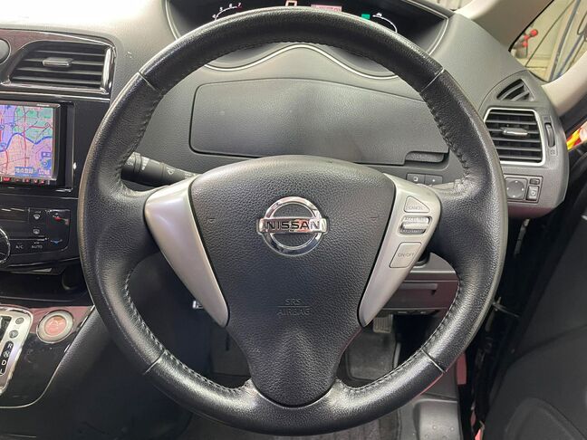 クルーズコントロール付き
ON/OFF → 起動
SET → 速度セット
RES → 再加速
CANCEL → 解除