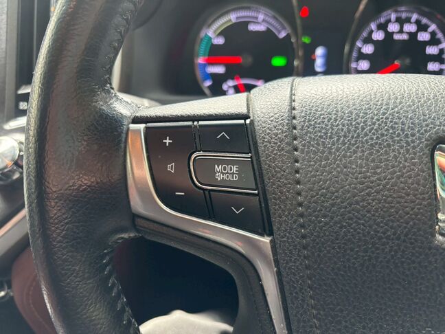 仮審査は公式LINEから簡単にお申し込み頂けます。LINEで上記QRコードを読み込んでお気軽にお申し込みください。LINE ID検索の場合は@567fslwuです。