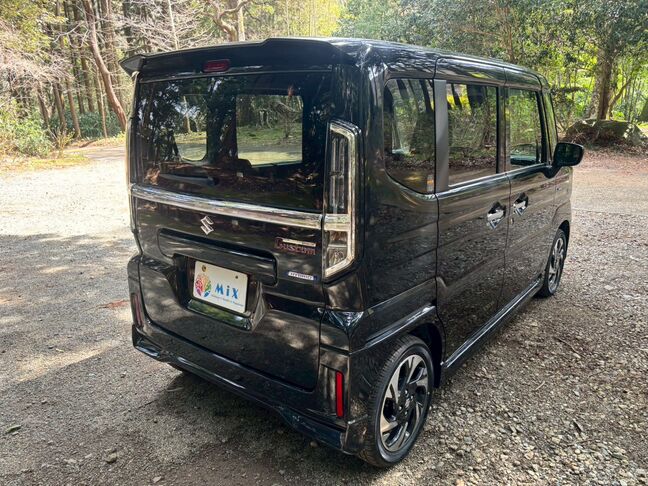 仮審査は公式LINEから簡単にお申し込み頂けます。LINEで上記QRコードを読み込んでお気軽にお申し込みください。LINE ID検索の場合は@567fslwuです。