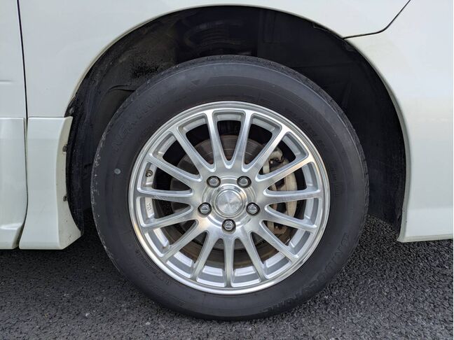 自社ローンや信用回復ローンに対応しております。審査が通らなかった方や不安のある方も、状況に応じて無理のないプランをご提案いたします。お気軽にご相談ください。