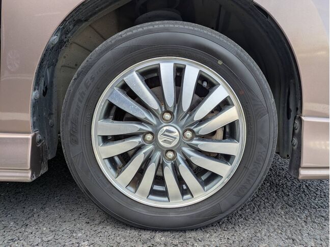 自社ローンや信用回復ローンに対応しております。審査が通らなかった方や不安のある方も、状況に応じて無理のないプランをご提案いたします。お気軽にご相談ください。