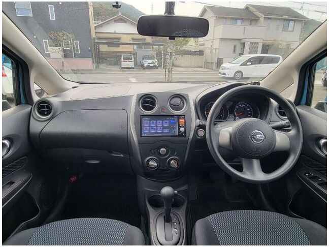 当店のお車をご覧いただきましてありがとうございます。お車についてのご質問やお見積りのご依頼、ご購入にあたってのご相談などお気軽にお問い合わせ下さい！