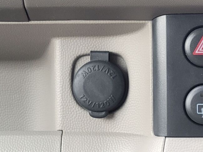 すぐにご来店頂けない場合や遠方にお住まいの方、車両状態の詳細が知りたい方はお気軽にご連絡下さい♪