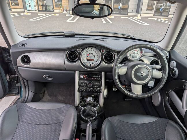 自社ローンや信用回復ローンに対応しております。審査が通らなかった方や不安のある方も、状況に応じて無理のないプランをご提案いたします。お気軽にご相談ください。