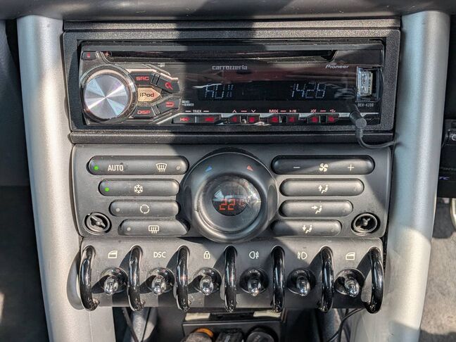 自社ローンや信用回復ローンに対応しております。審査が通らなかった方や不安のある方も、状況に応じて無理のないプランをご提案いたします。お気軽にご相談ください。