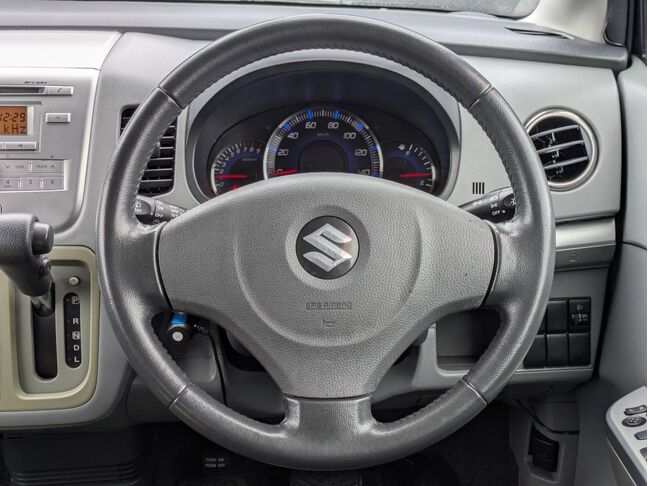 自社ローンや信用回復ローンに対応しております。審査が通らなかった方や不安のある方も、状況に応じて無理のないプランをご提案いたします。お気軽にご相談ください。