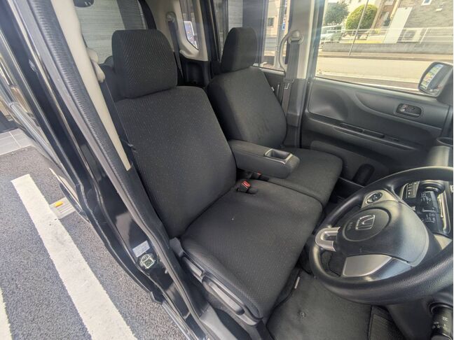 弊社オートローンは頭金・ボーナス払い不要最長120回まで可能となっております！審査だけでも構いませんのでお気軽にご相談下さい。