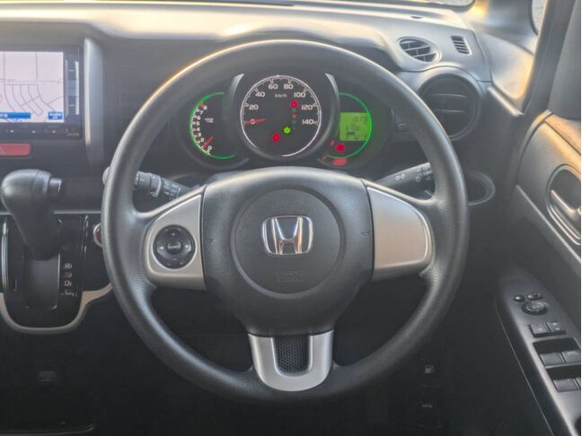 お電話、メールでのお問い合わせでお車の購入も可能です。(現状販売にご了承願います)お忙しい方・遠方の方もお気軽にお問い合わせください。