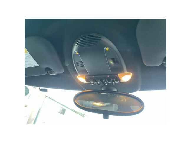 やさしい丸みのあるデザイン♪車内もおしゃれな雰囲気です！