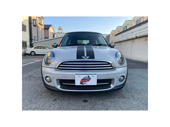 人気のブラックルーフ仕様！スタイリッシュなツートンカラーです♪