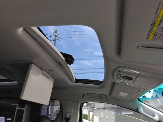 自社ローンや信用回復ローンに対応しております。審査が通らなかった方や不安のある方も、状況に応じて無理のないプランをご提案いたします。お気軽にご相談ください。