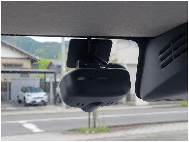 すぐにご来店頂けない場合や遠方にお住まいの方、車両状態の詳細が知りたい方はお気軽にご連絡下さい♪