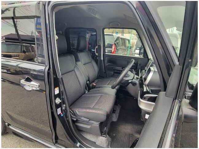 当店のお車をご覧いただきましてありがとうございます。お車についてのご質問やお見積りのご依頼、ご購入にあたってのご相談などお気軽にお問い合わせ下さい！
