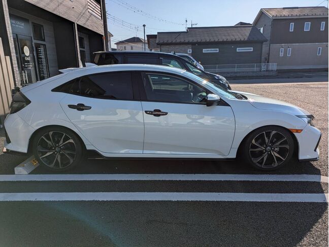 中古車の不安を解消！専用のコールセンター完備で、遠方のお客様でも全国対応！お車の万が一のトラブルに対応致します。