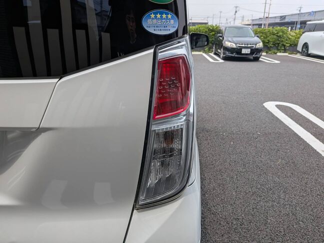 買取からの直販にて極限までこだわった仕入れで低価格を実現！！低価格で良質なお車を是非、ご覧ください。
