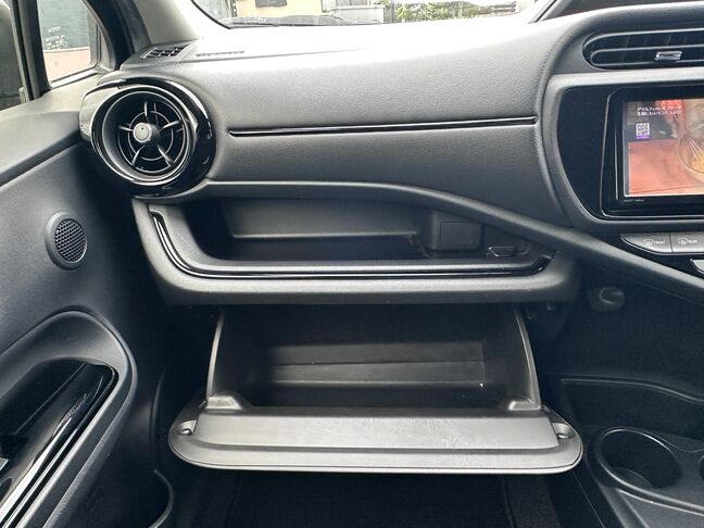 当店のお車をご覧いただきましてありがとうございます。お車についてのご質問やお見積りのご依頼、ご購入にあたってのご相談などお気軽にお問い合わせ下さい! 当店のお車をご覧いただきましてありがとうございます。お車についてのご質問やお見積りのご依頼、ご購入にあたってのご相談などお気軽にお問い合わせ下さい!