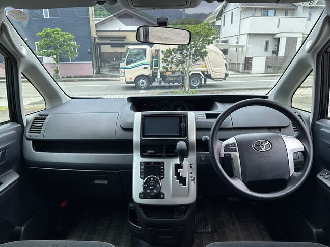 すぐにご来店頂けない場合や遠方にお住まいの方、車両状態の詳細が知りたい方はお気軽にご連絡下さい♪