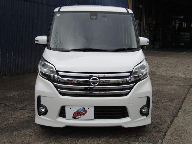 軽自動車から大型車まであらゆる車の整備が自社工場で出来ます。車検・点検・整備などアフターフォローもお任せ下さい。