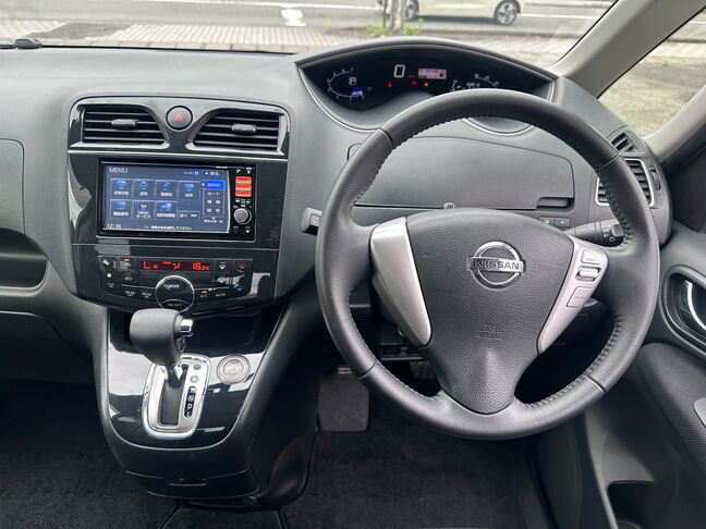 当店のお車をご覧いただきましてありがとうございます。お車についてのご質問やお見積りのご依頼、ご購入にあたってのご相談などお気軽にお問い合わせ下さい！
