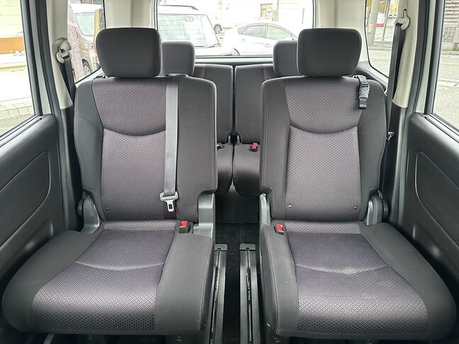 当店のお車をご覧いただきましてありがとうございます。お車についてのご質問やお見積りのご依頼、ご購入にあたってのご相談などお気軽にお問い合わせ下さい！