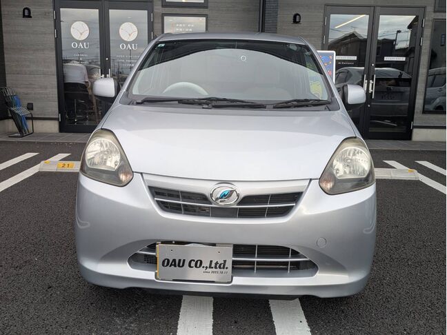 在庫車両は複数箇所にて保管の為、準備にお時間を頂きます。ご予約頂ければ、お待ち頂くことなくスムーズなご案内が可能です。ご予約やお問い合わせはお電話にて！