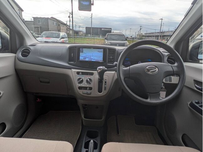 お電話、メールでのお問い合わせでお車の購入も可能です。(現状販売にご了承願います)お忙しい方・遠方の方もお気軽にお問い合わせください。