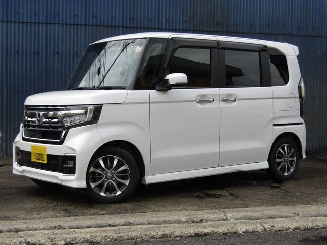 2023年式　ホンダ　N-BOX　カスタム　660L