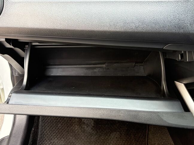 軽自動車なら、どんな状態のお車でも1万5千円でお引き受け致します。