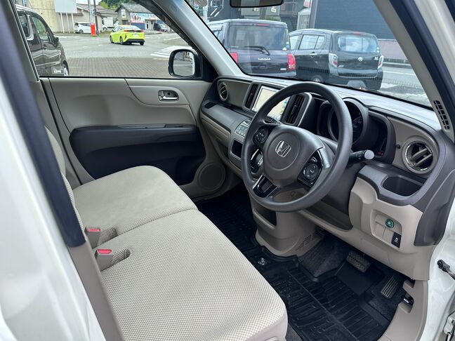 当店のお車をご覧いただきましてありがとうございます。お車についてのご質問やお見積りのご依頼、ご購入にあたってのご相談などお気軽にお問い合わせ下さい！
