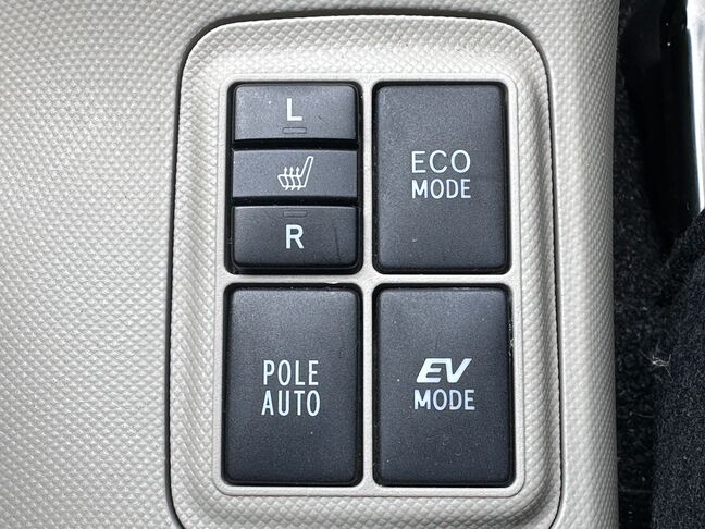 当店のお車をご覧いただきましてありがとうございます。お車についてのご質問やお見積りのご依頼、ご購入にあたってのご相談などお気軽にお問い合わせ下さい！