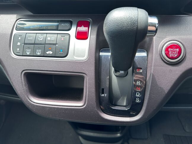 当店のお車をご覧いただきましてありがとうございます。お車についてのご質問やお見積りのご依頼、ご購入にあたってのご相談などお気軽にお問い合わせ下さい！