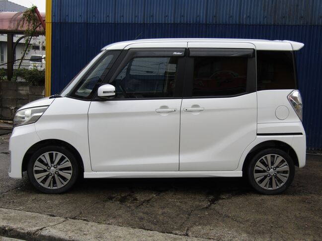 軽自動車から大型車まであらゆる車の整備が自社工場で出来ます。車検・点検・整備などアフターフォローもお任せ下さい。