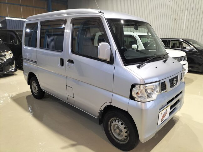 今人気の軽バンです！