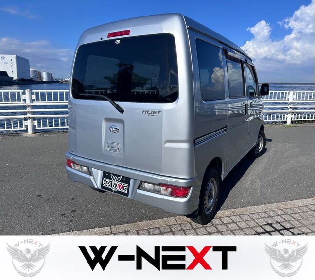 ダイハツ ハイゼットカーゴ 正面