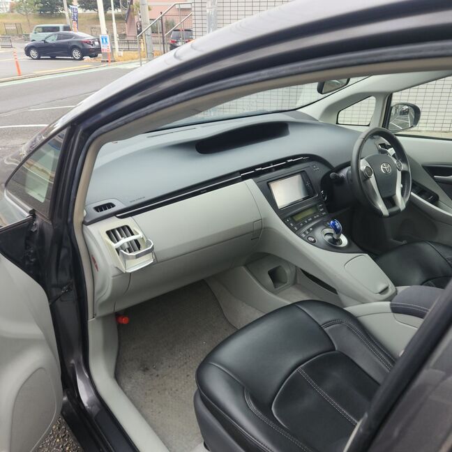 自社ローン応援車輛
職人　個人事業主　債務整理中　シングルマザー　フリーター
応援します！