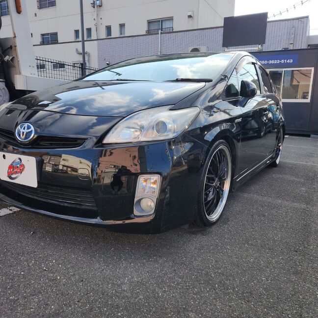 ローダウン　オールペンブラック
社外アルミ　自社ローン推奨車
返済中　OK　個人事業主、大工
、シングルマザー　アルバイト