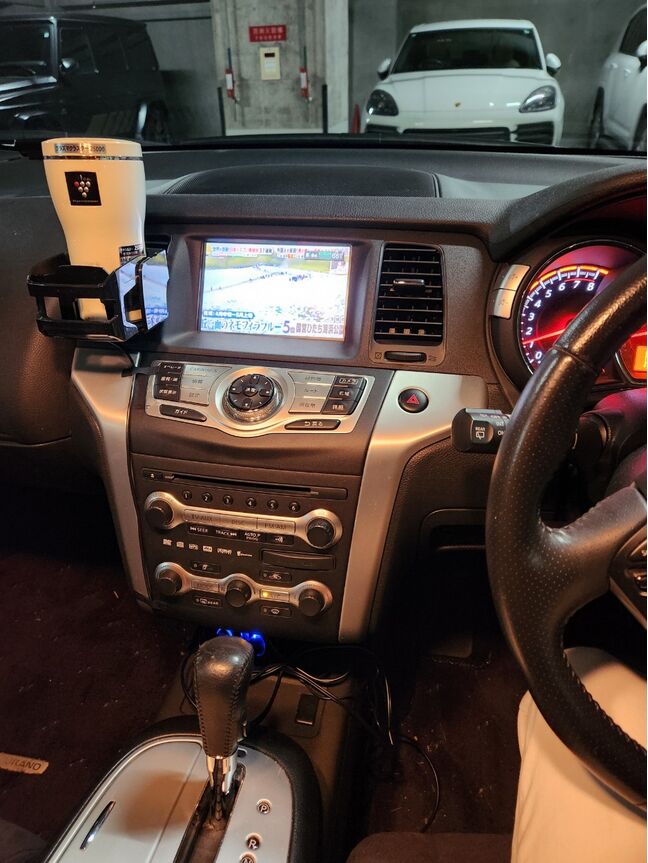 自社ローン推奨車！
ワンオーナー車
職人　大工　個人事業主　アルバイト　契約社員　債務整理中　ブラック　応援します！！！
