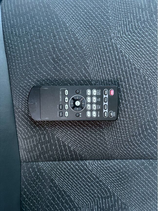 当店では、お急ぎのお客様に無料でレンタカーをお貸出ししております。ご契約後、即日引渡しOKです。