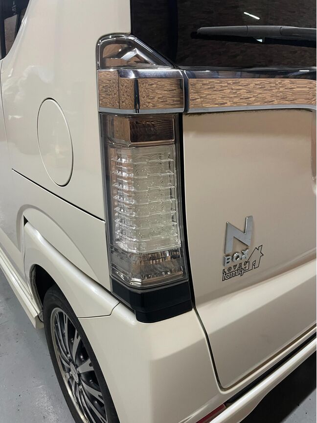 国産車 :: ホンダ :: N-BOX カスタム【両側電動スライドドア】 | 自社