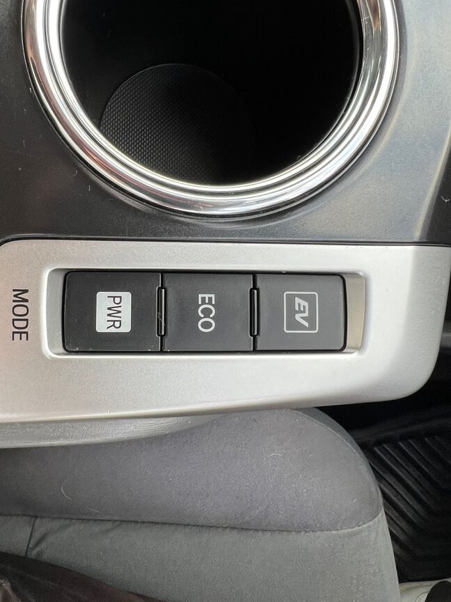 【応援】当店は、車が必要なのに様々な理由からオートローンの審査に通らず、購入できない方を応援しています。お気軽に仮審査をお申し込みください